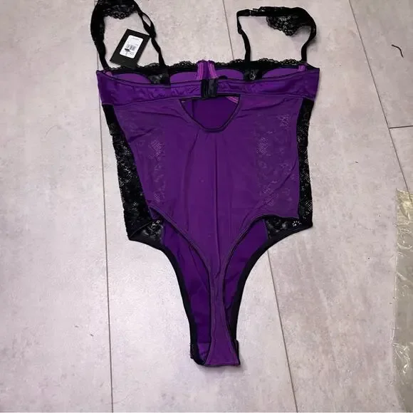Fredericks of Hollywood Purple Black Ilana Lace Bodysuit Mesh Thong NWT Medium - Picture 11 of 15